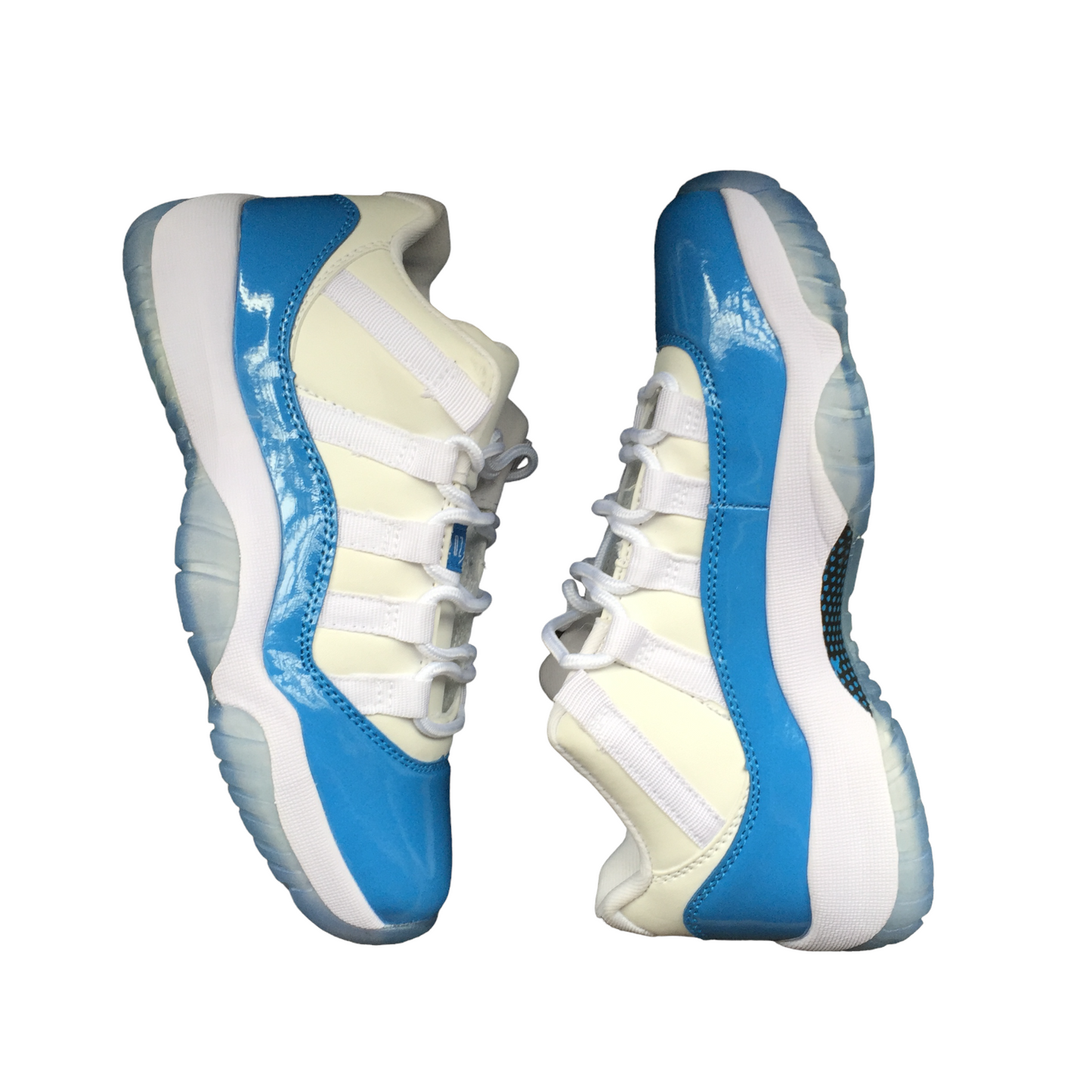 Jordan 11 Low Retro UNC