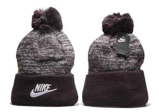 Nike Beanie - Grey & Black