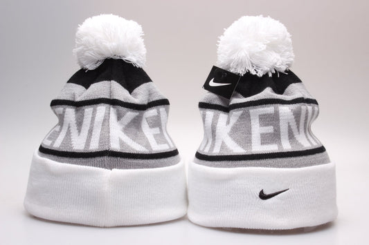 Nike Beanie - White & Grey